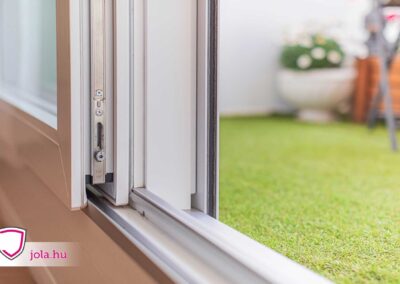 Referencia képek - bejárati ajtó, ablak | Jola