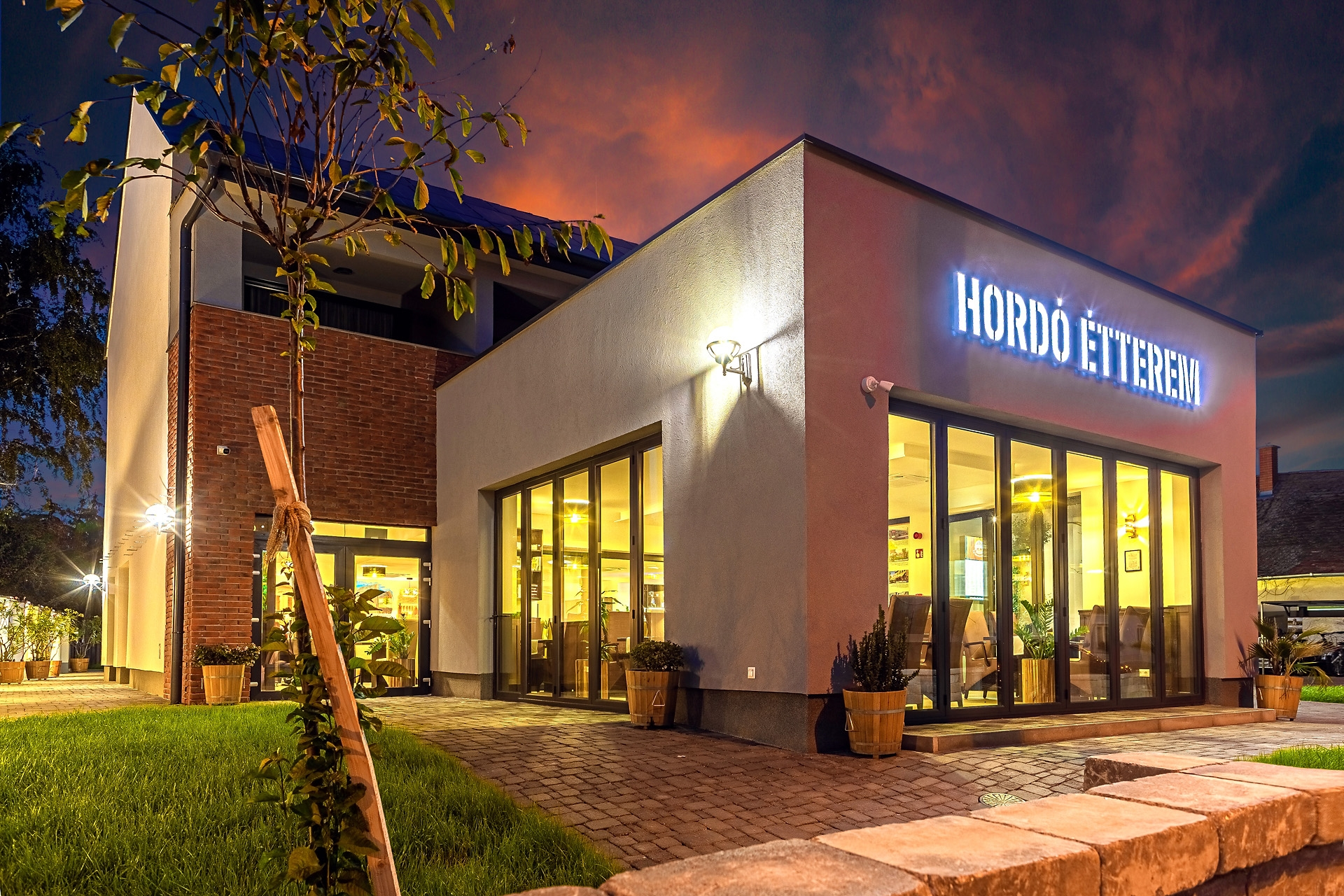 JOLA Erkélyajtók - Harmonika kivitelű erkélyajtó