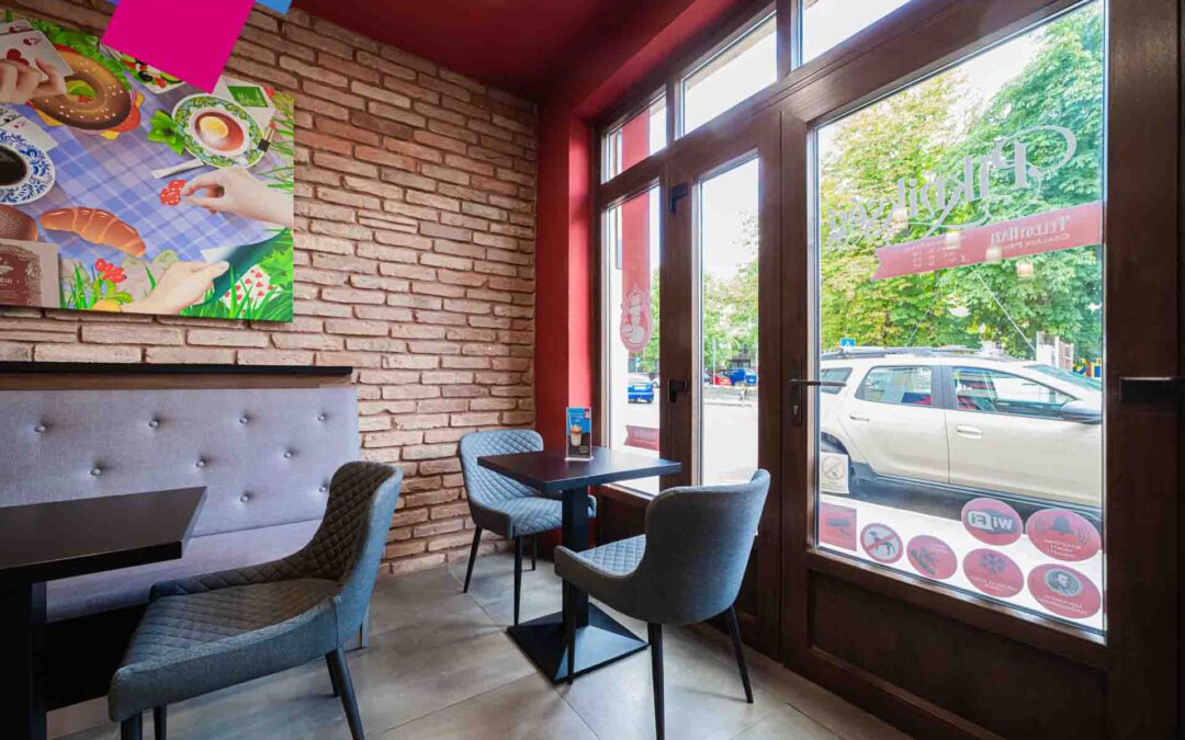 Kömmerling 76AD bejárati ajtó – paksi munkánk